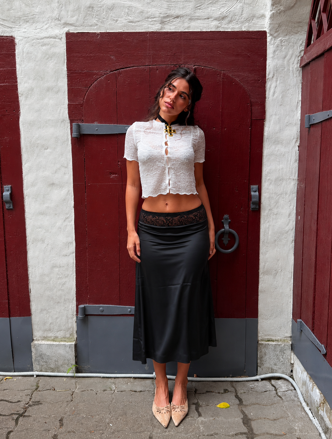 MIDI LACE SKIRT