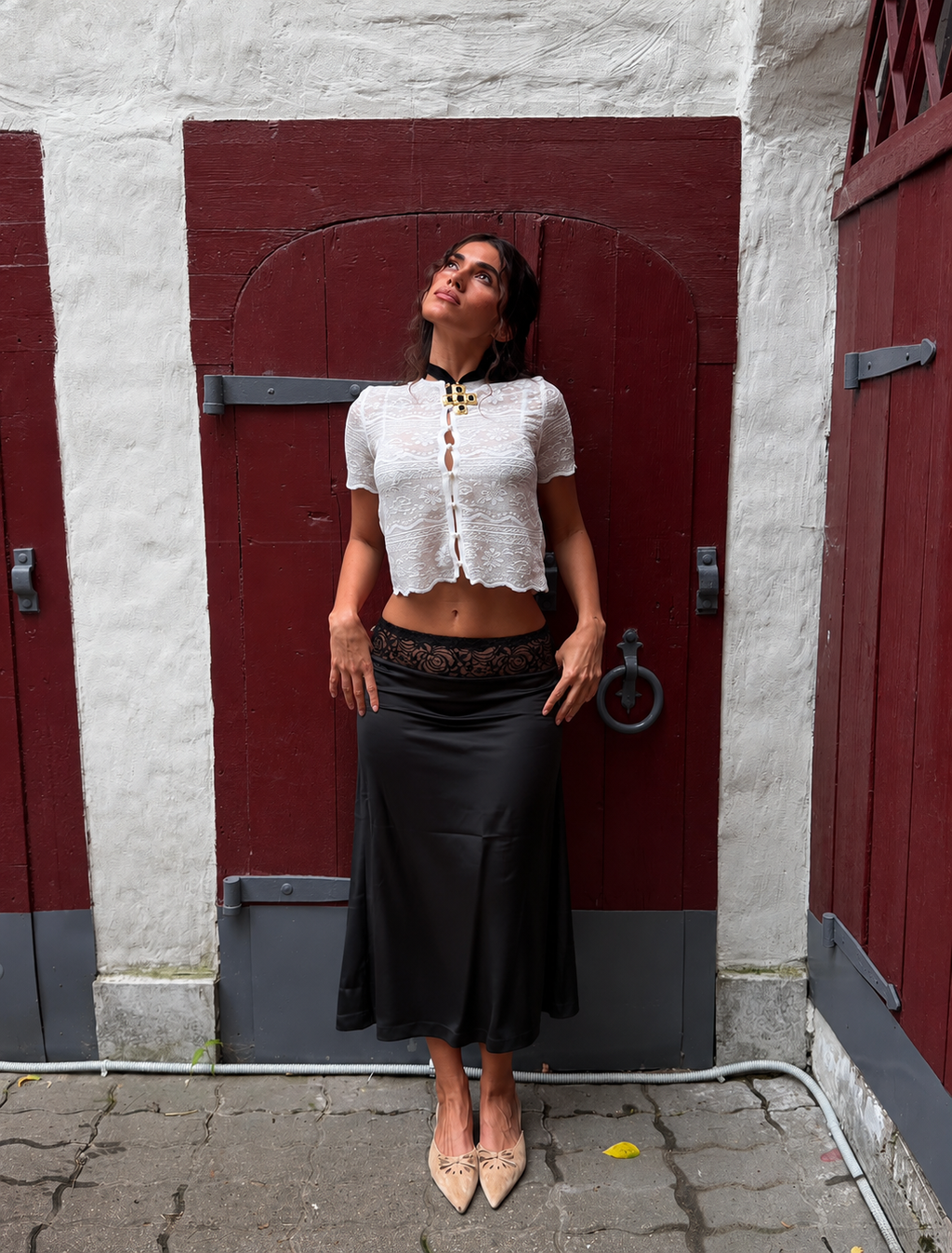 MIDI LACE SKIRT